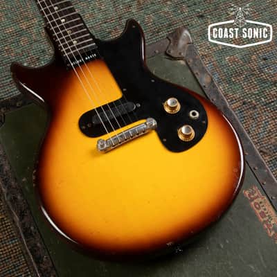 1964 Gibson Melody Maker DC Double Cut, w/hardcase image 6