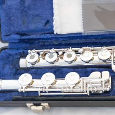 Gemeinhardt 3SB Intermediate Flute *All Solid Silver *B-foot *Open-hole *Cleaned & Serviced image 3