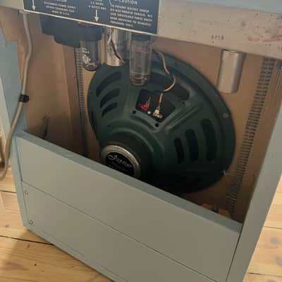 Vibro Champ, Champ, Cabinet with Jupiter 12" Speaker image 4
