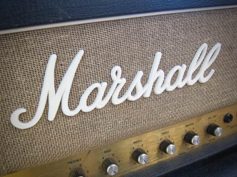 Marshall JCM 800