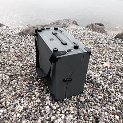 9U Eurorack Case Powered (or not), 84 o 104 hp, patched resealable modular synthesizer image 10