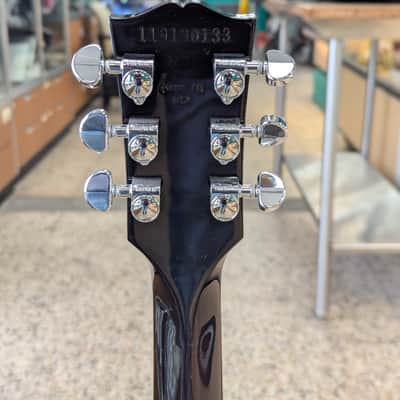 Gibson les Paul studio ebony image 17