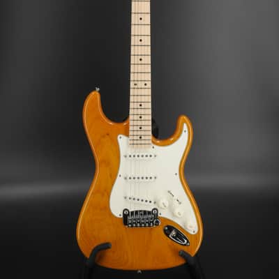 G&L Legacy - Swamp Ash - Honey Finish #6249 image 2