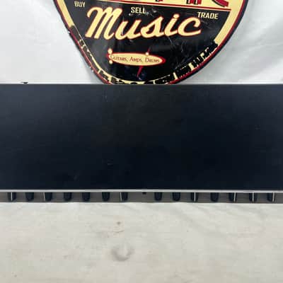 dbx 266xs Dual-Channel Compressor Gate Rack Module image 6