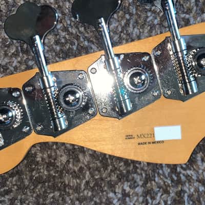 2022 Fender Vintera Classic Series   '50s  Precision  electric   Bass  guitar image 6