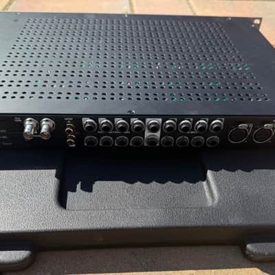 Universal Audio Apollo x8 Thunderbolt 3 Audio Interface 2018 - Present - Black image 4