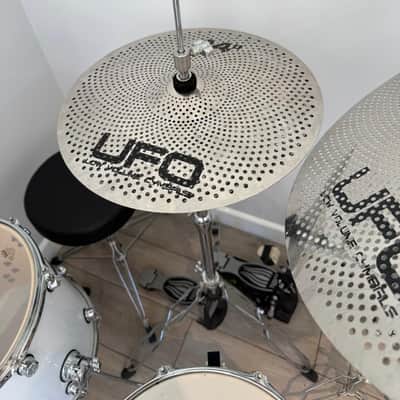 Natal Arcadia 5-Piece Drum Kit + 2× 20” UFO Low Volume Cymbals – White image 5