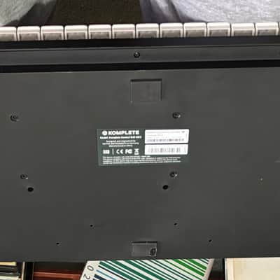 Native Instruments Komplete Kontrol S49 Mk2 2010s - Black image 5