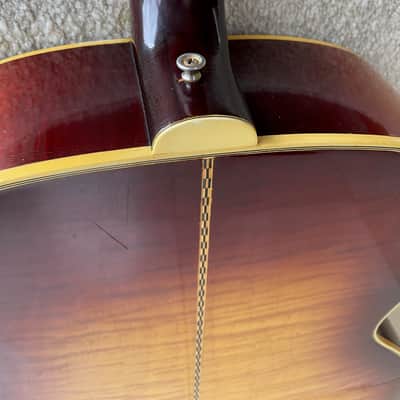 Gibson J-200 1969 - Cherry Sunburst image 18