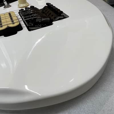 SEED   Kotetsu  2023 Last listing - White - directed by Machiya of Wagakki Band - Long Scale Baritone image 3