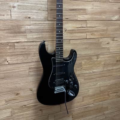 Memphis 302B Strat Style HSS electric guitar 1980's 1990's - Black- 6lbs 11oz image 2