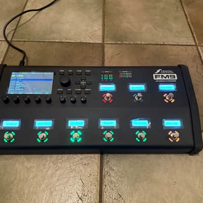 Fractal Audio FM9 Turbo Mk. 1 2023 - Black Matte, Ruberized image 1