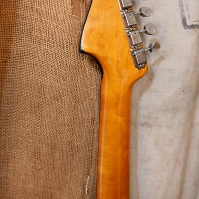 Fender Jazzmaster 1962 - Green Sparkle - Refin image 10