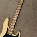 Fender Jazz Bass 1976 - Olympic White Aged