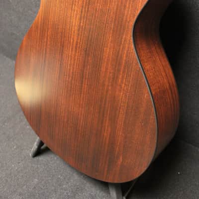 Taylor 322E 12 FRET 2020'S - MAHOGANY SHADED EDGEBURST image 9