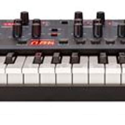 Dave Smith Instruments OB 6 6 voice Polyphonic Analog Synthesizer image 6