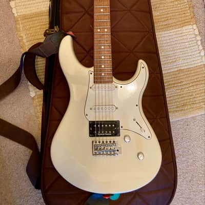 YAMAHA Pacifica 512 1990’s - Cream White image 1