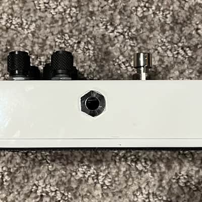 MXR M87 Bass Compressor 2011 - Present - White image 4