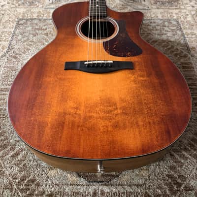 Eastman AC222CE-CLA Acoustic-Electric Grand Auditorium w/ Gig Bag & Free Pro Set Up image 6