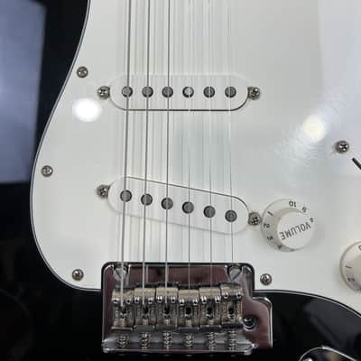 Fender Player Series Stratocaster 2020 - Black image 3