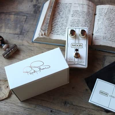 MXR "RR104C Randy Rhoads Signature Special Edition Distortion +" image 3
