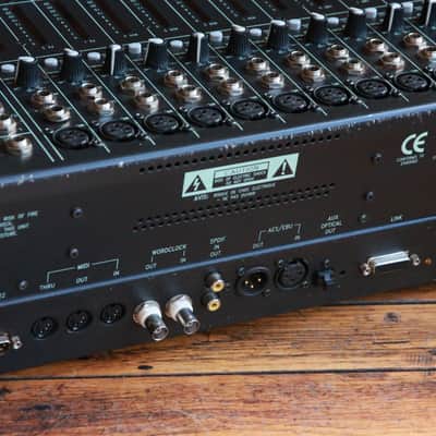 Soundcraft Spirit 328 8-Bus Digital Mixer image 10