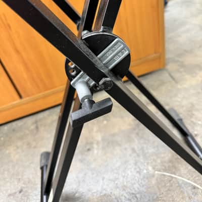 Quik Lok Systems Keyboard Stand - Heavy Duty for 88 Key Keyboard Stands image 3