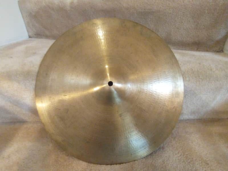 Zildjian Vintage Avedis 16 inch crash cymbal 1107 grams 1970s excellent! image 1