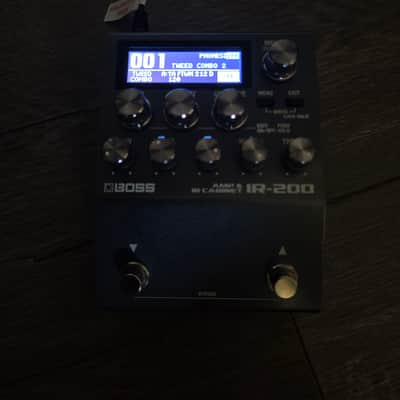 Boss IR-200 Amp and IR Cabinet 2021 - Present - Silver image 4