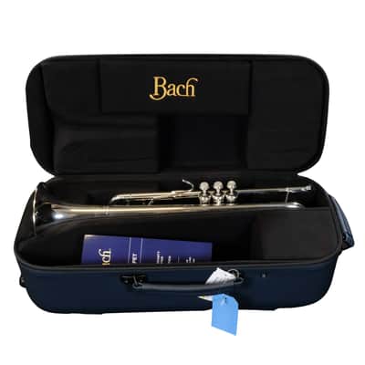 Bach Stradivarius 180S37 Professional Bb Trumpet (Silver Plated) Bild 11