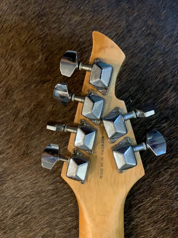 First Act Flying V Roadie Vee Wee Mini Black | Reverb