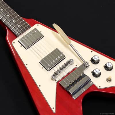Gibson Custom Shop 1967 Flying V-K Korina w/Vibrola 2001 Cherry image 8