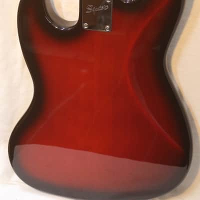Squier Jazz bass standard series in Hard Shell Case - cherry burst image 11