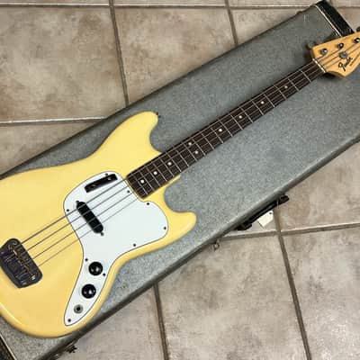 1975 Fender Musicmaster Bass Guitar Olympic White image 2
