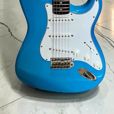 Squier Stratocaster MIJ Made in Japan Daphne Blue 1993–94 Rosewood Fingerboard image 2