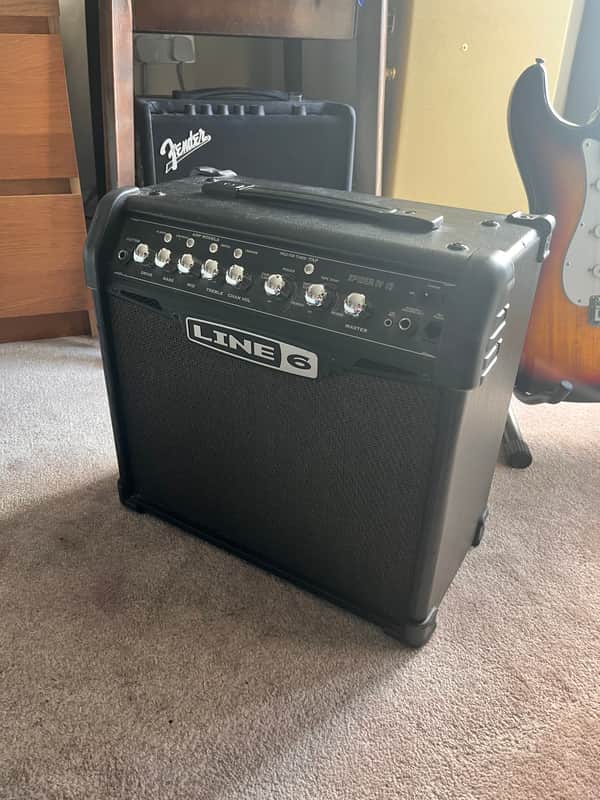 Line 6 Spider IV 15 15-Watt 1x8" Digital Modeling Guitar Practice Amp 2009 - 2016 - Black image 1