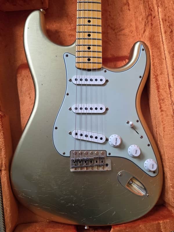 Fender Fender 1962 Stratocaster Relic Limited Edition 2022 2022 - Aged Atzec Gold