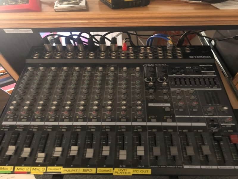 Yamaha EMX 5000 | 12 channel | 2000-2010 | Black image 1