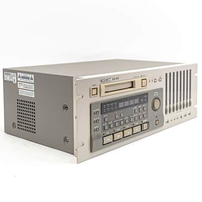 Tascam DA-88 Professional 8‑Track Digital Recorder for Hi‑8 Tape image 2