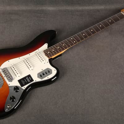 Fender Limited Edition Vintera II 60s Bass VI - 3 Tone Sunburst - 2nd Hand image 10