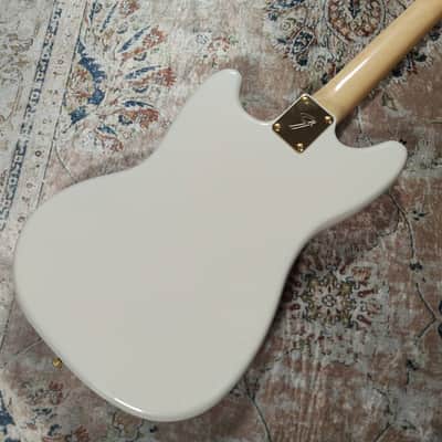 *NEW IN BOX* 2025 Fender Japan Limited Edition Traditional Collection, 60's Mustang White Pearl Gold with Matching Headstock - MIJ JD25 image 6