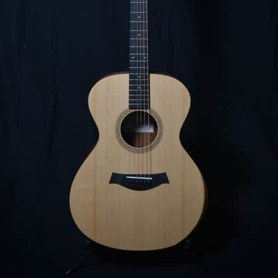 Taylor Academy 12e Leftie!!! image 2