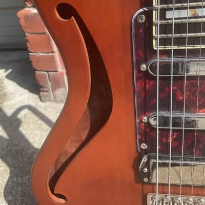 D'Angelico Bedford SH Deluxe Walnut Matte w/case image 4