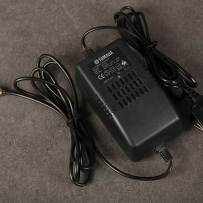 Yamaha MG16/4 Analog Mixer - 2nd Hand image 7