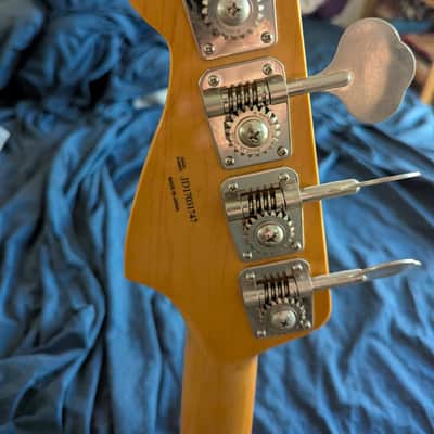 Fender MIJ Traditional '60s Precision Bass 2018 - 2020 - Torino Red image 4