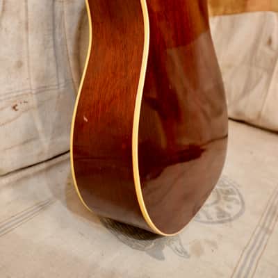 Gibson J-45 1967 - Cherry Sunburst image 7