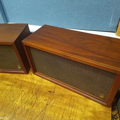 Jensen  PR50 1965 - Oiled walnut image 3