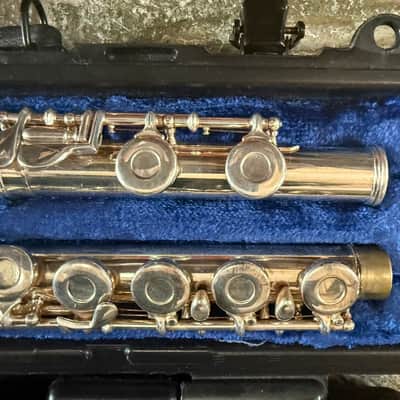 Gemeinhardt 2SP Flute. USA image 2
