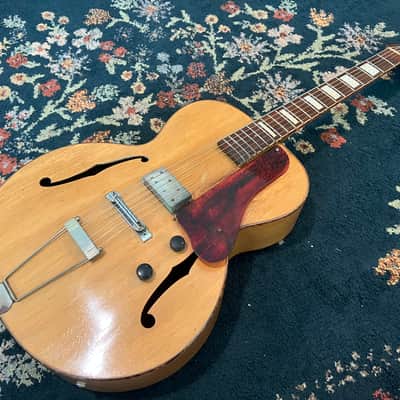 National Princess 672G 1941-1942 - Archtop image 2