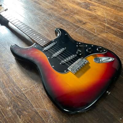 1982 Tokai Silver Star SS-38 Stratocaster Electric Guitar Sunburst MIJ Japan image 5